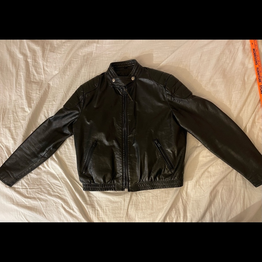 Brooks 36 black leather motorcycle jacket padded elbow shoulder Made in USA VG E